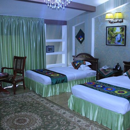 Oriyo Dushanbe Hotel Luaran gambar
