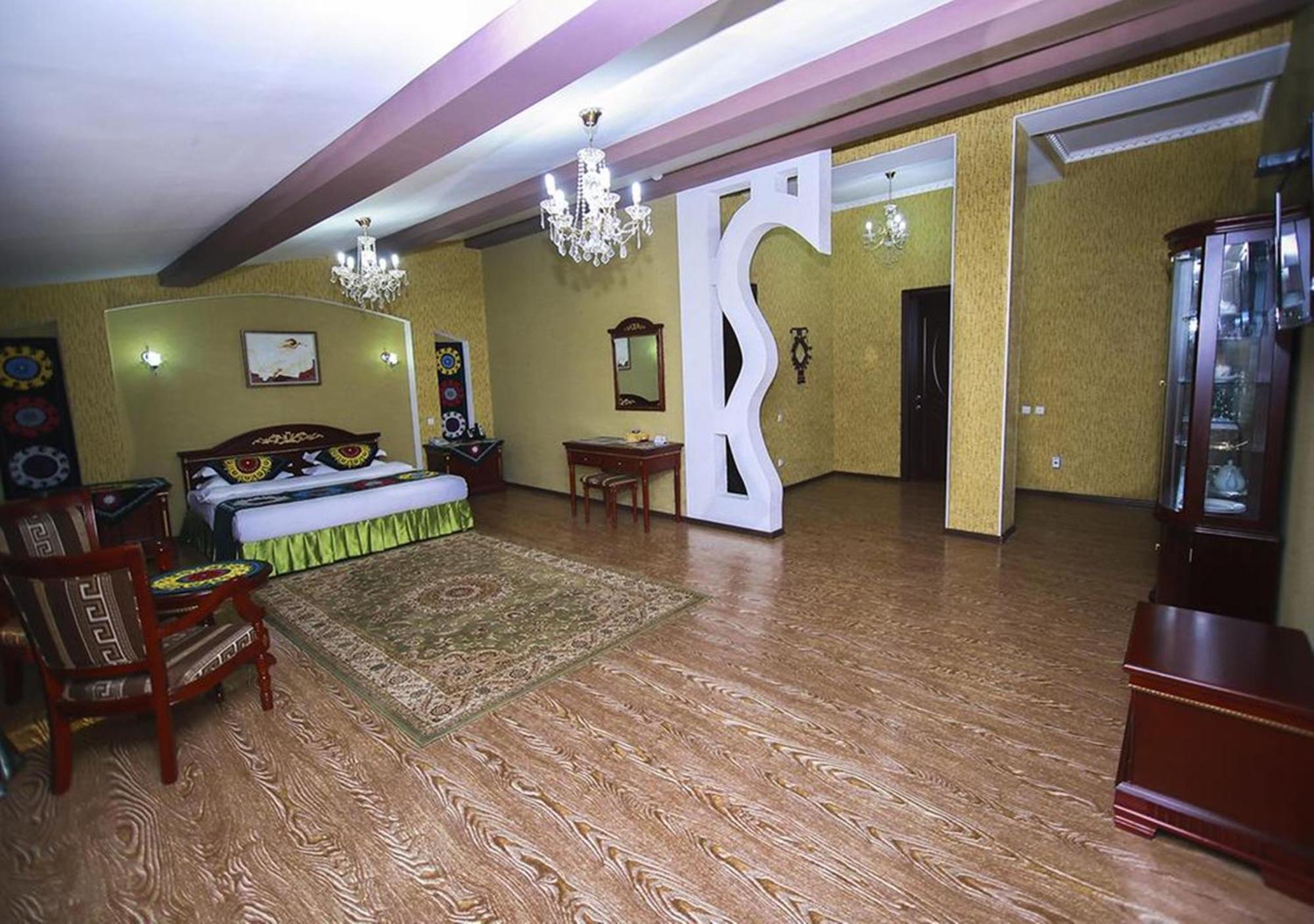 Oriyo Dushanbe Hotel Luaran gambar