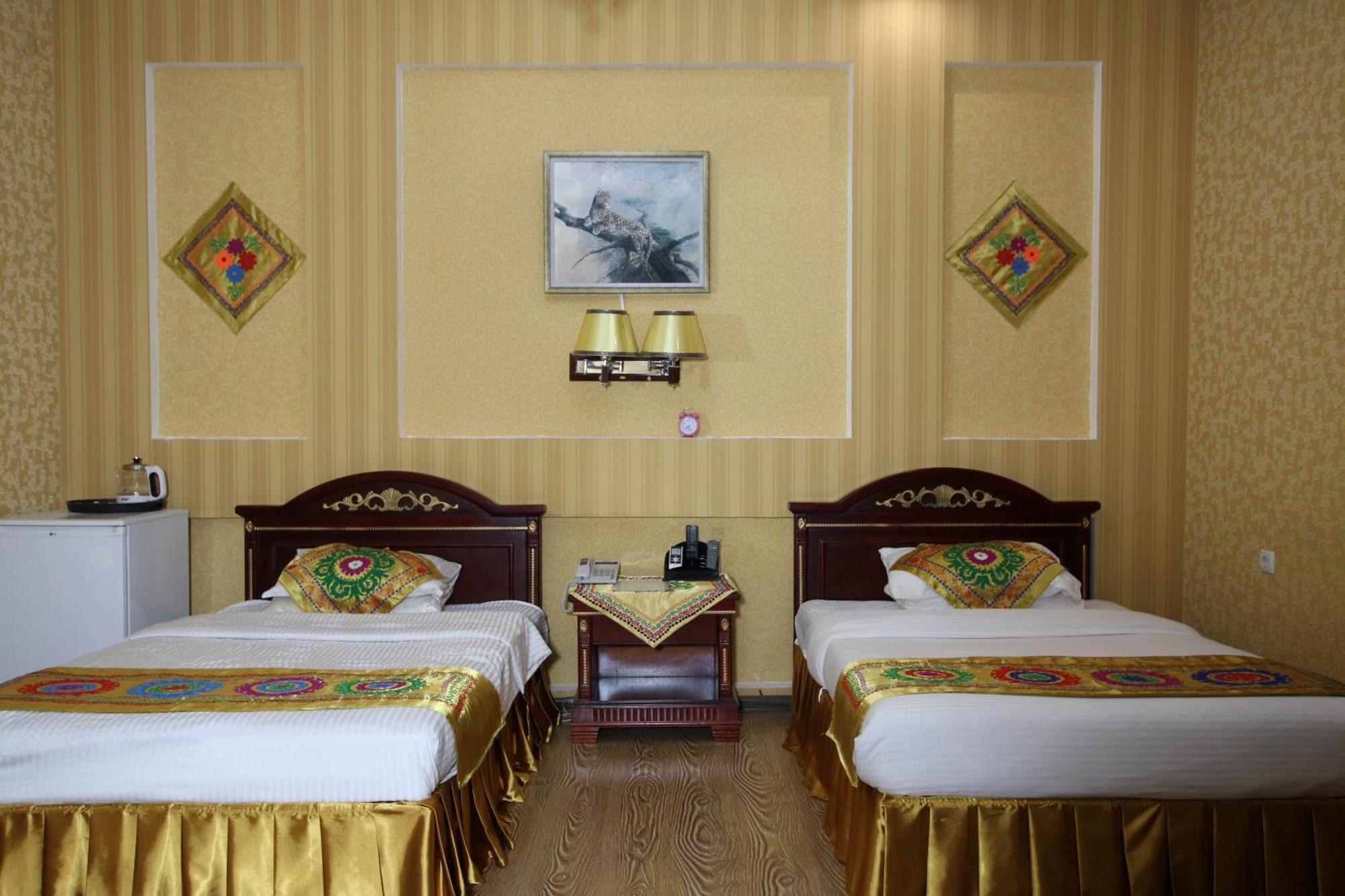 Oriyo Dushanbe Hotel Luaran gambar