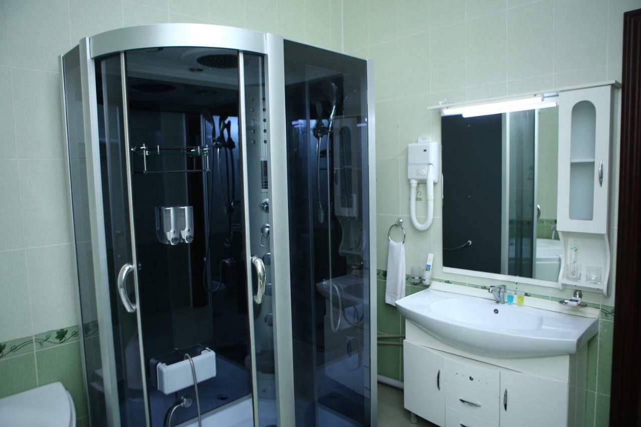 Oriyo Dushanbe Hotel Luaran gambar